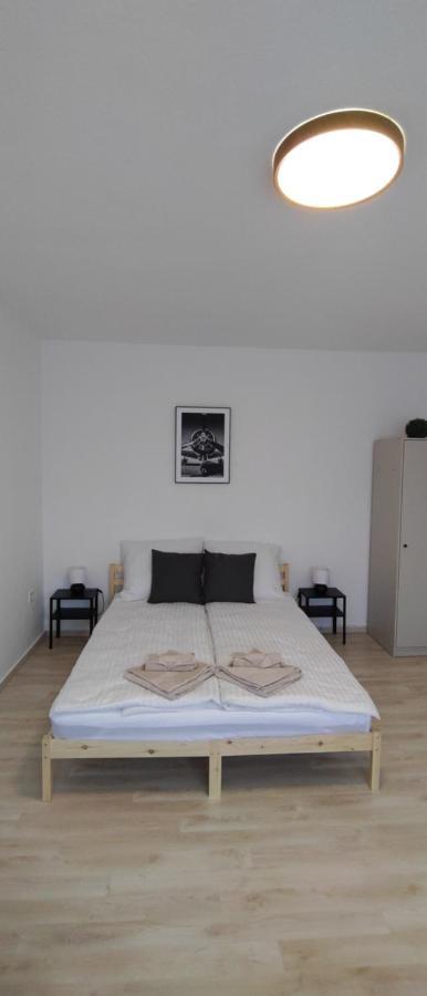 Blue Moon Apartman Eger Eksteriør bilde